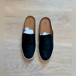 NWOT NEW RARE Frye Ivy Mule Slip-On Sneakers Black Italian Leather Size 7.5M